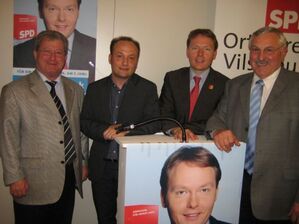 Christian Flisek (2. von rechts) und die SPD-ler aus dem Raum Landshut sehen der Europawahl zuversichtlich entgegen.